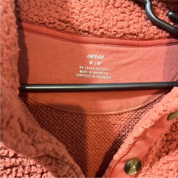 Aerie Coral Quarter Button Down Sherpa Size Medium - Picture 4 of 4
